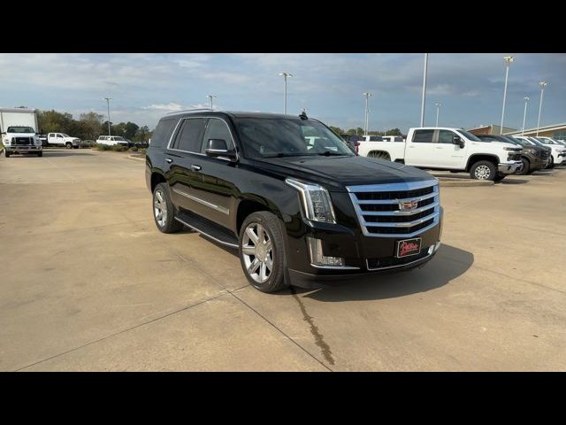 2018 Cadillac Escalade Luxury