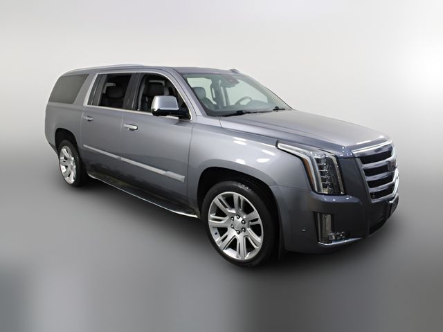 2018 Cadillac Escalade Luxury
