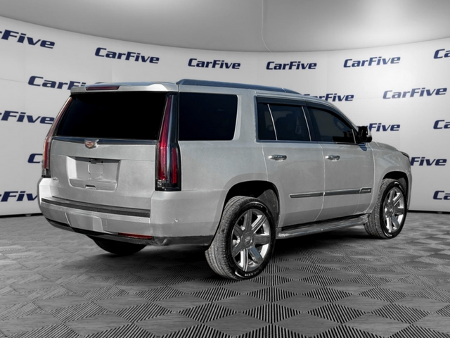 2018 Cadillac Escalade Luxury