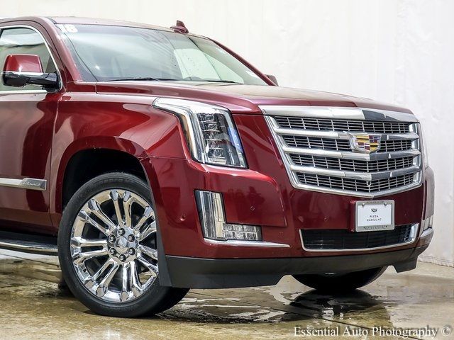 2018 Cadillac Escalade Luxury