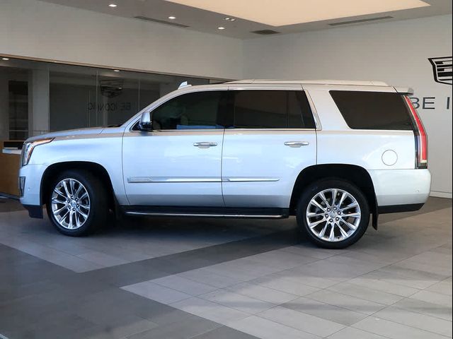 2018 Cadillac Escalade Luxury