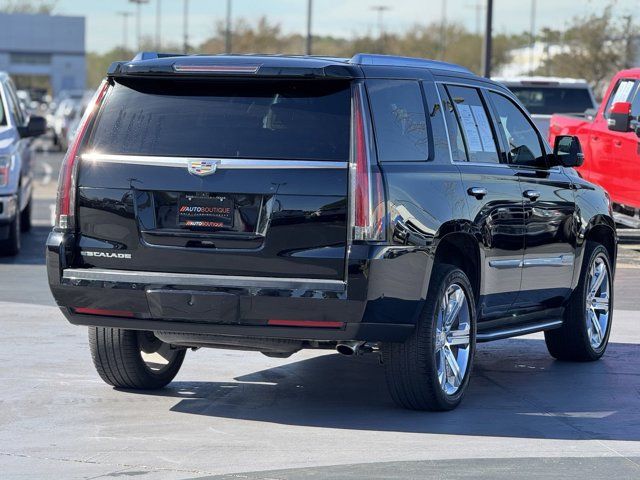 2018 Cadillac Escalade Luxury