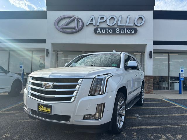 2018 Cadillac Escalade Luxury