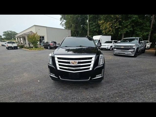 2018 Cadillac Escalade Luxury