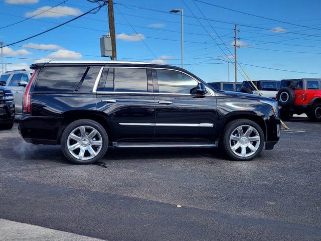 2018 Cadillac Escalade Luxury