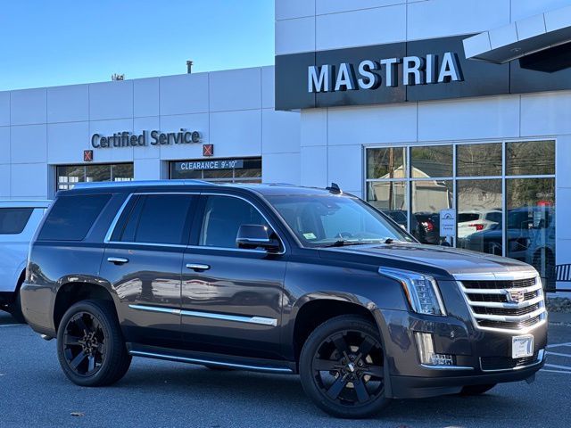 2018 Cadillac Escalade Luxury