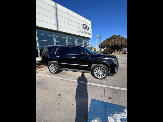 2018 Cadillac Escalade Luxury