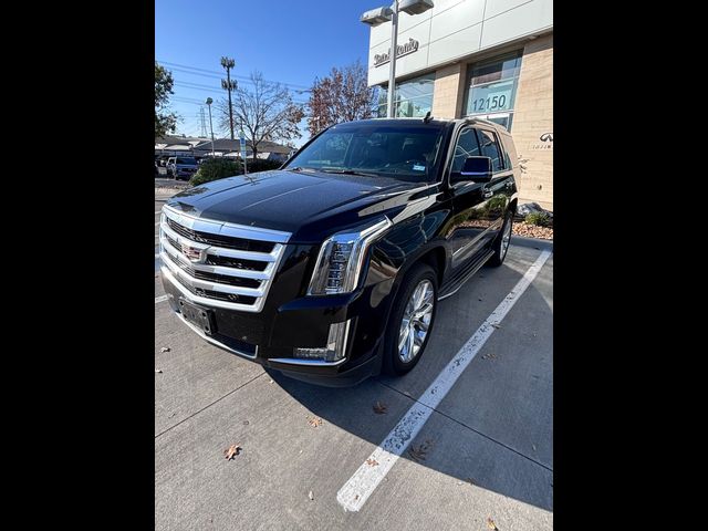 2018 Cadillac Escalade Luxury