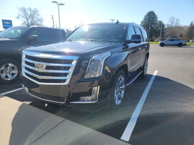 2018 Cadillac Escalade Luxury