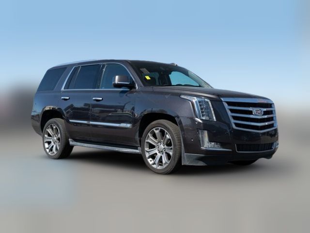 2018 Cadillac Escalade Luxury