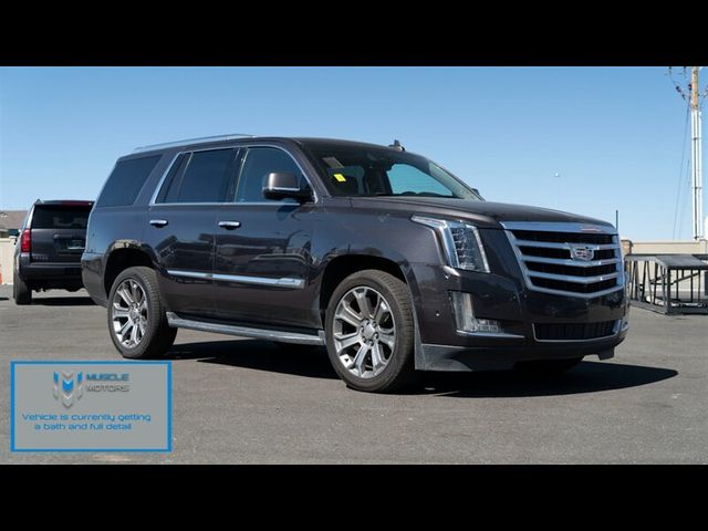 2018 Cadillac Escalade Luxury