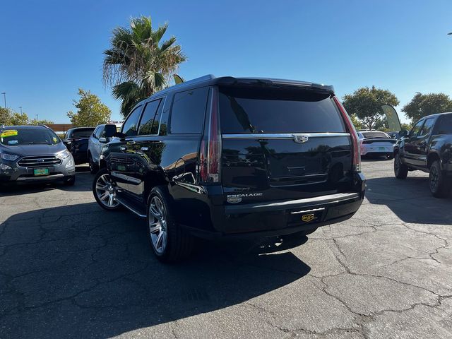 2018 Cadillac Escalade Luxury