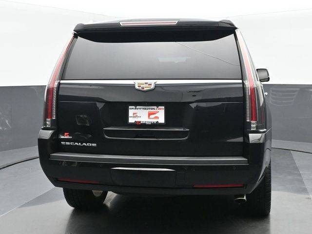 2018 Cadillac Escalade Luxury