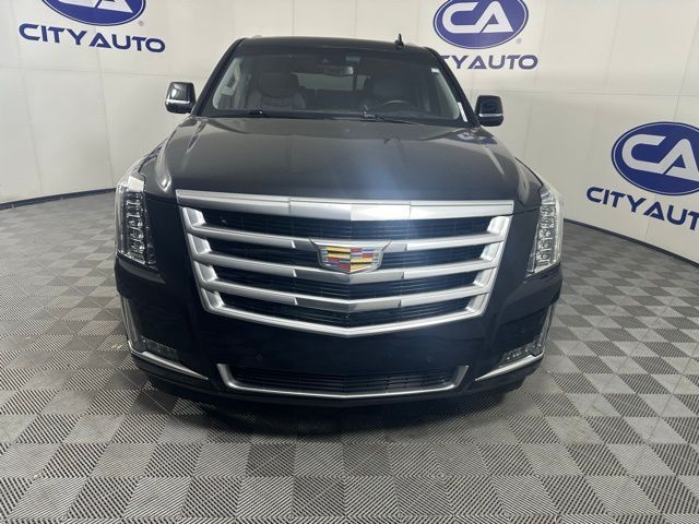 2018 Cadillac Escalade Luxury