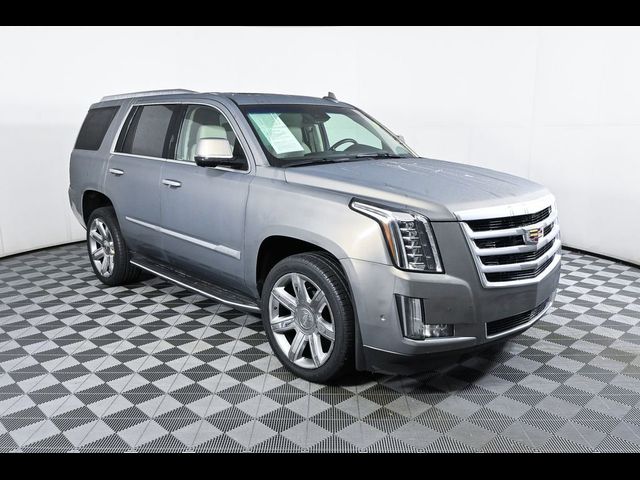 2018 Cadillac Escalade Luxury