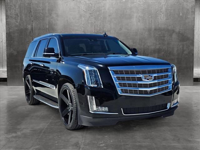 2018 Cadillac Escalade Luxury