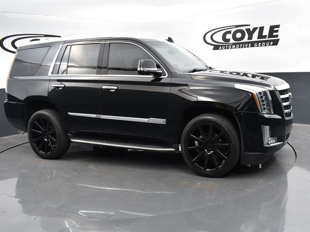 2018 Cadillac Escalade Luxury