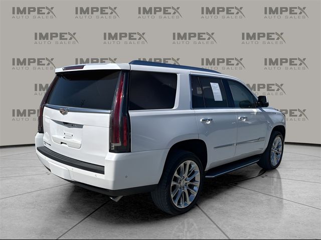 2018 Cadillac Escalade Luxury
