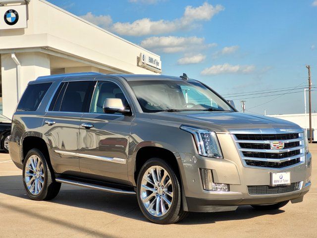 2018 Cadillac Escalade Luxury