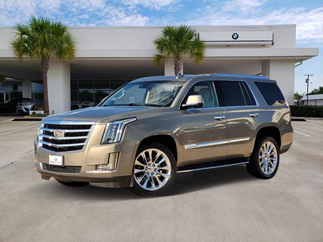 2018 Cadillac Escalade Luxury