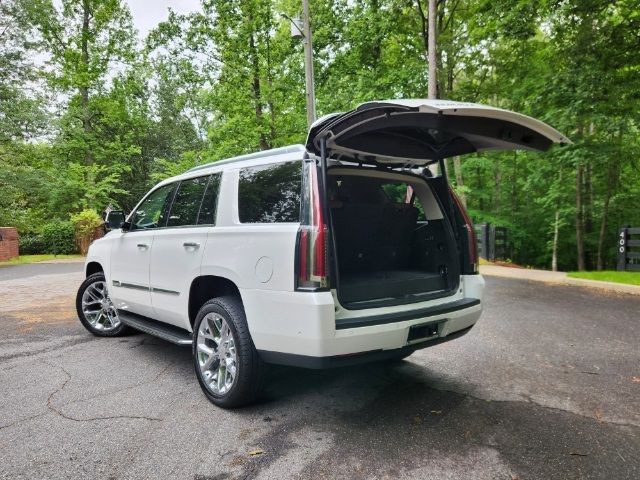 2018 Cadillac Escalade Luxury