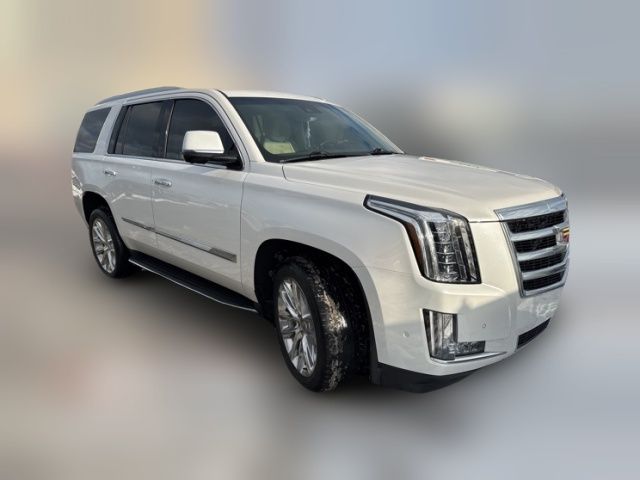 2018 Cadillac Escalade Luxury