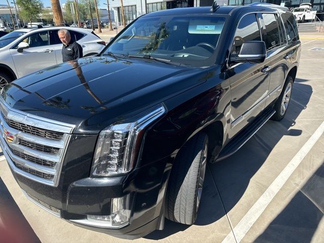 2018 Cadillac Escalade Luxury