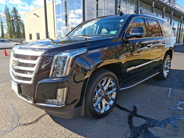 2018 Cadillac Escalade Luxury