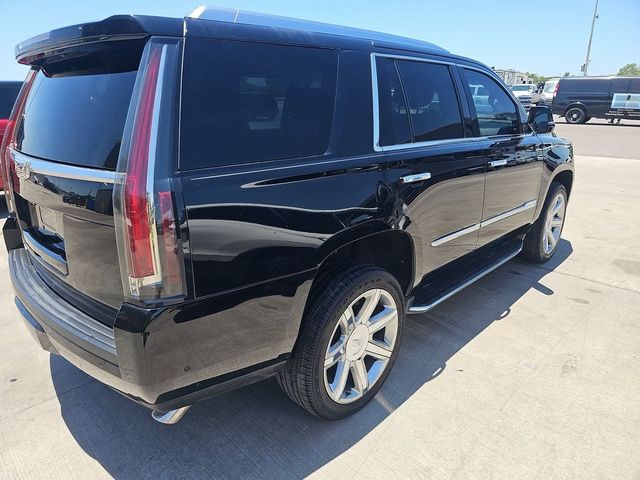 2018 Cadillac Escalade Luxury