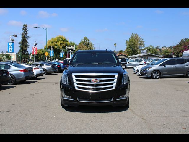 2018 Cadillac Escalade Luxury