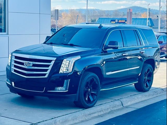 2018 Cadillac Escalade Luxury