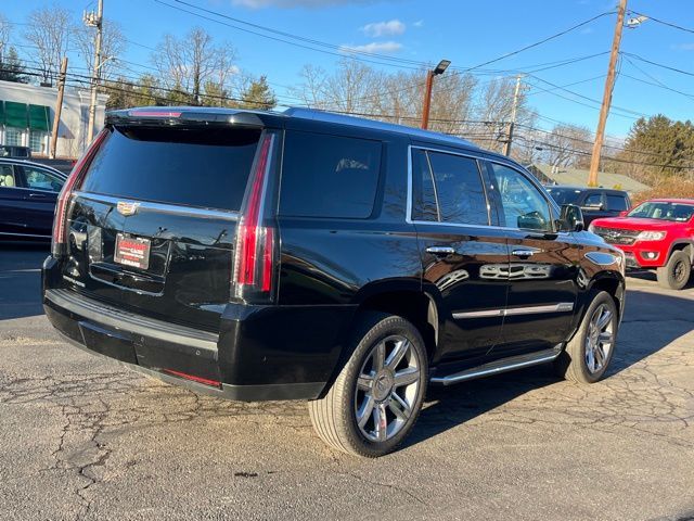 2018 Cadillac Escalade Luxury