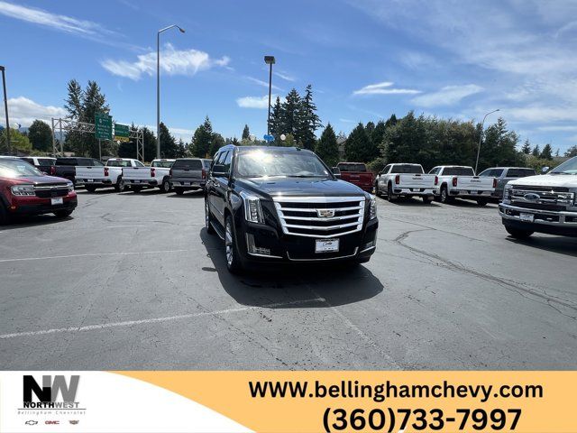 2018 Cadillac Escalade Luxury