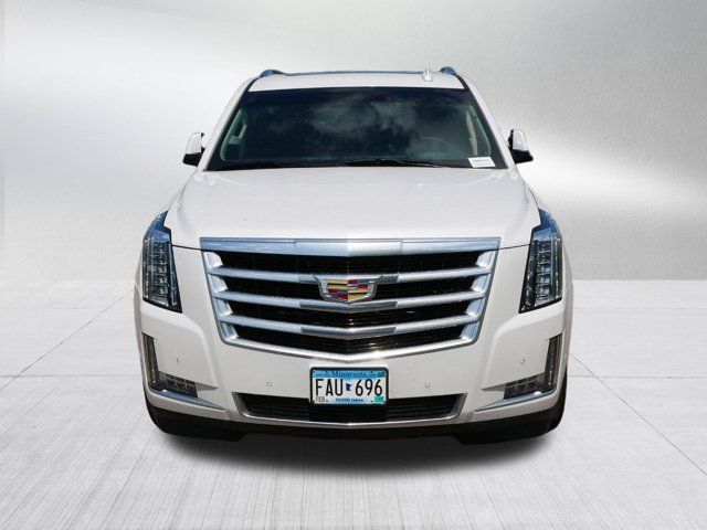 2018 Cadillac Escalade Luxury