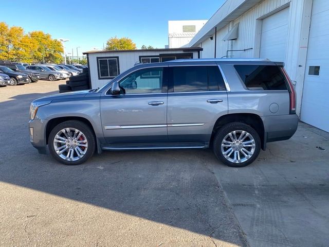 2018 Cadillac Escalade Luxury