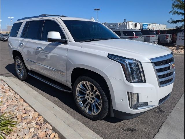 2018 Cadillac Escalade Luxury