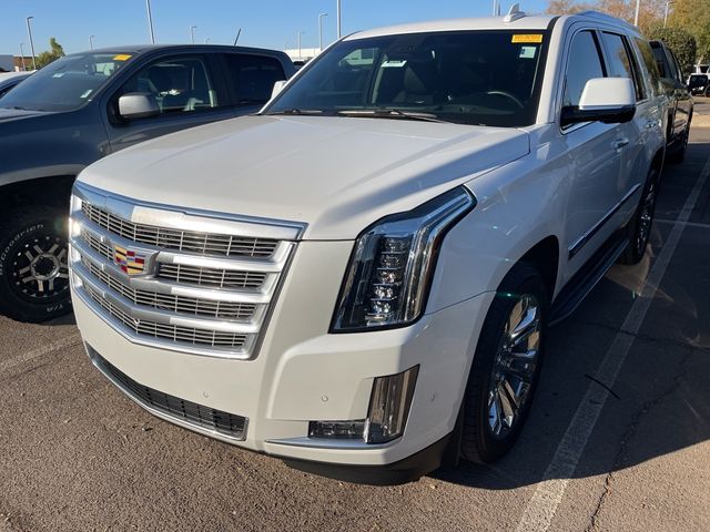 2018 Cadillac Escalade Luxury