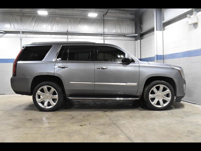 2018 Cadillac Escalade Luxury