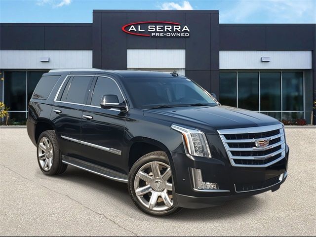 2018 Cadillac Escalade Luxury