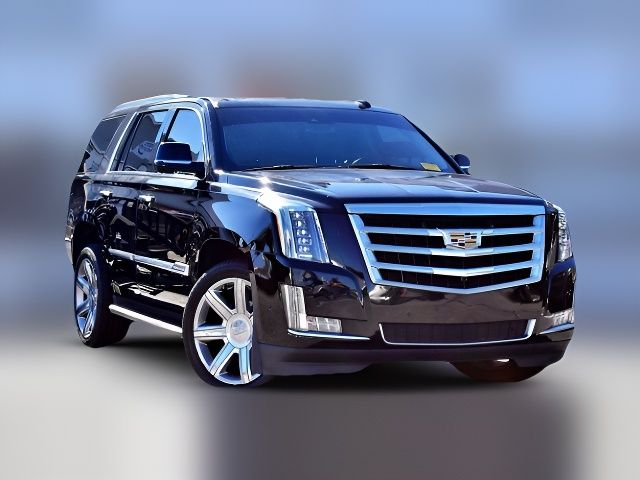 2018 Cadillac Escalade Luxury