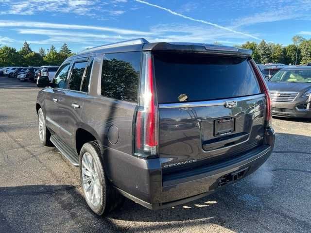 2018 Cadillac Escalade Luxury