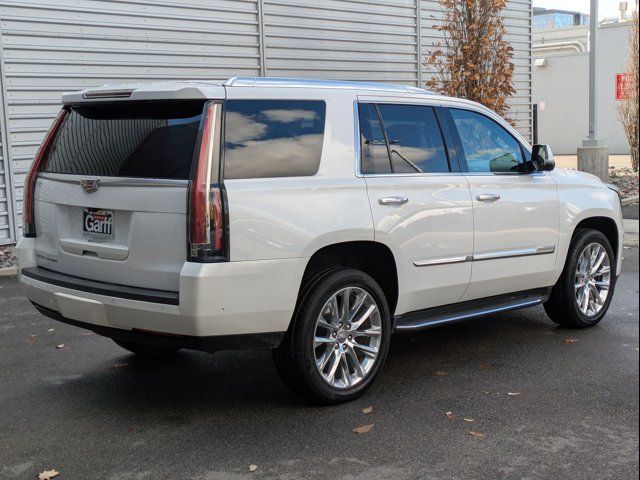 2018 Cadillac Escalade Luxury