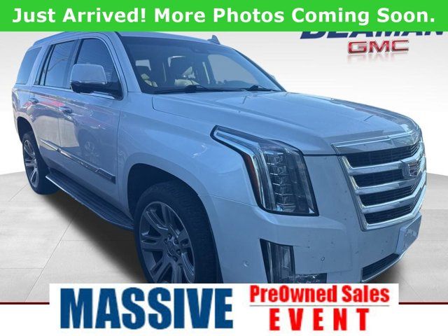 2018 Cadillac Escalade Luxury