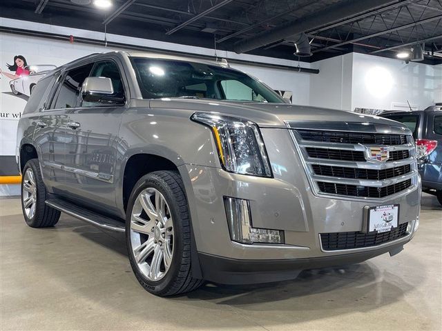 2018 Cadillac Escalade Luxury
