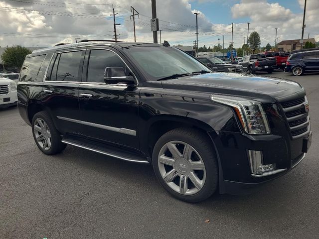 2018 Cadillac Escalade Luxury