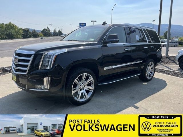 2018 Cadillac Escalade Luxury