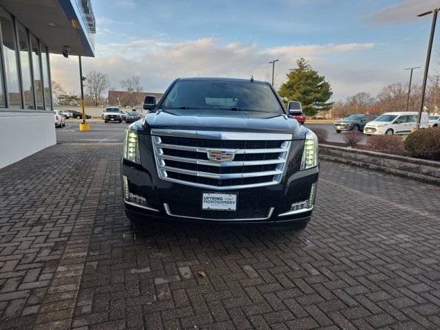2018 Cadillac Escalade Luxury