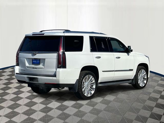 2018 Cadillac Escalade Luxury