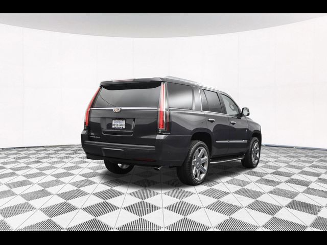 2018 Cadillac Escalade Luxury