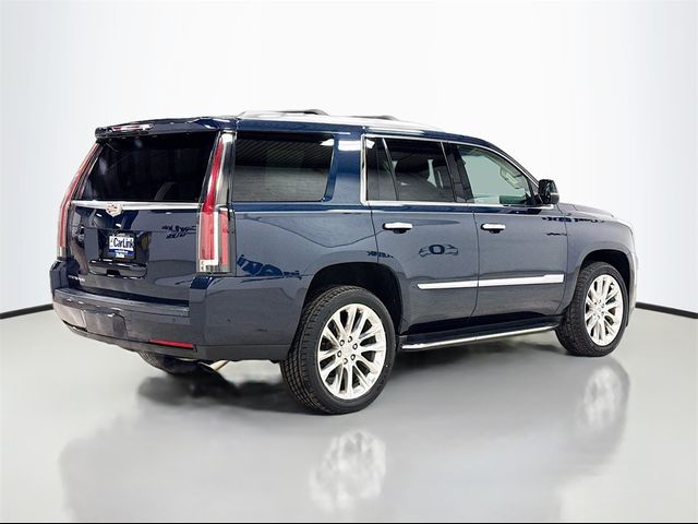 2018 Cadillac Escalade Luxury